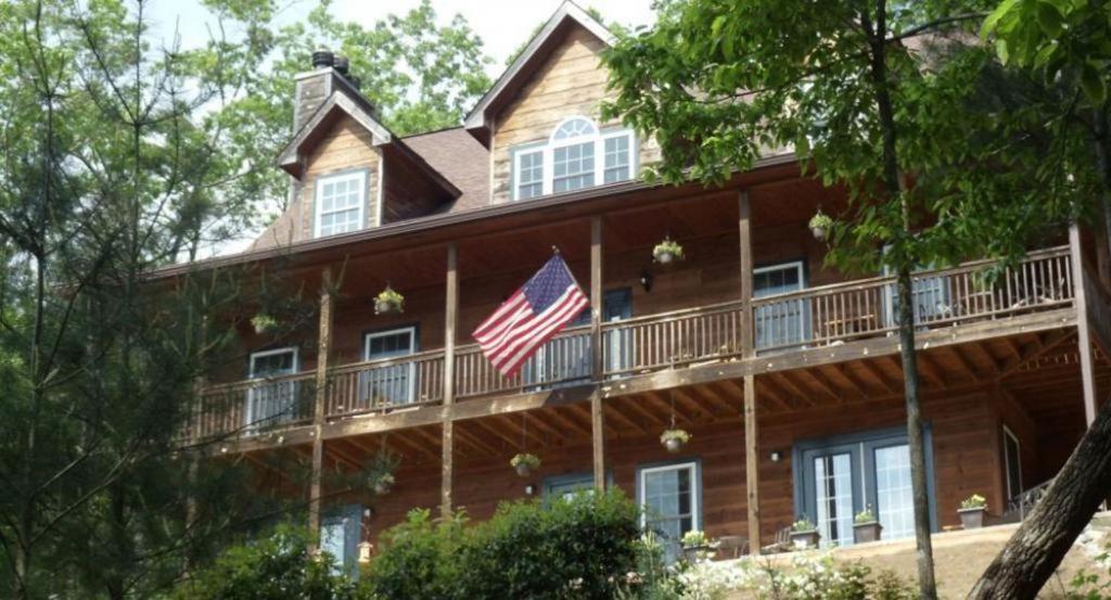 Long Mountain Lodge Bed & Breakfast Dahlonega Exterior foto