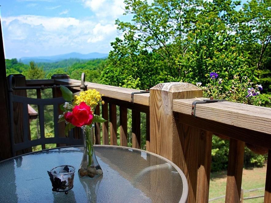 Long Mountain Lodge Bed & Breakfast Dahlonega Habitación foto